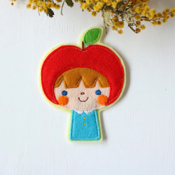 入園準備に＊りんごちゃんの大きいフェルトワッペン 名入れ＊おしゃれ
