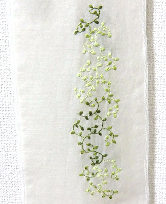 刺繍半襟・唐草緑 3枚目の画像