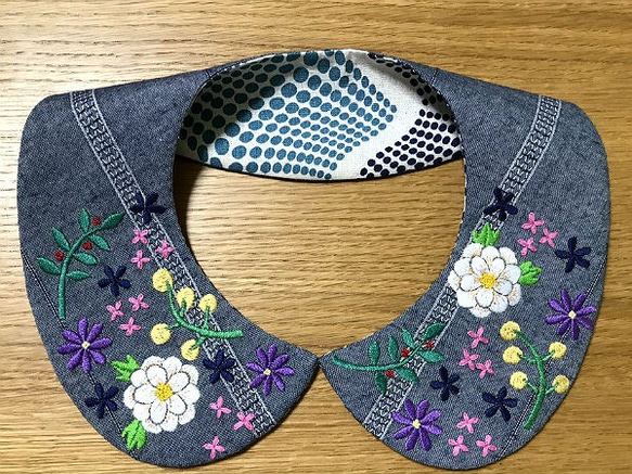 手刺繍つけ襟（ブルー） 5枚目の画像