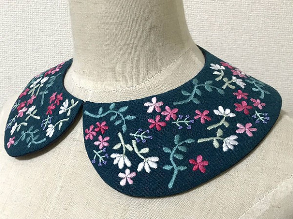 手刺繍つけ襟（ターコイズ） 2枚目の画像