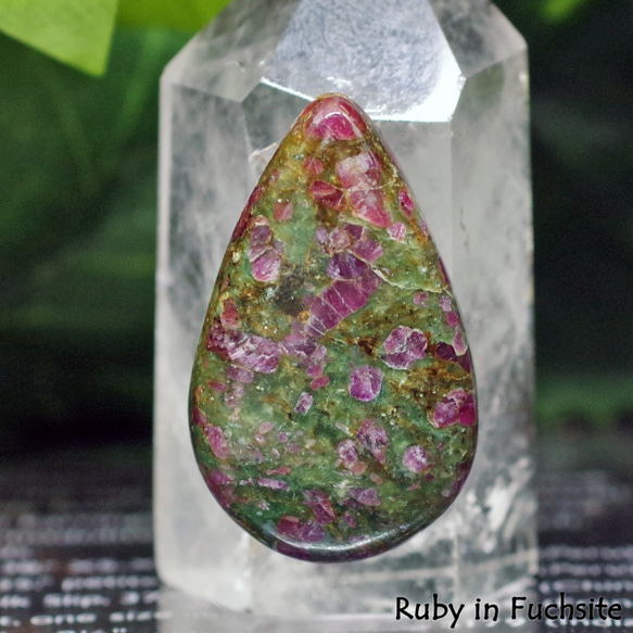 アートを纏うルビーインフックサイト×マクラメアクセサリー アートを纏うルビーインフックサイト×マクラメアクセサリー