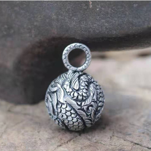 ドラゴンペンダント、ドラゴンネックレス、ドラゴンジュエリー