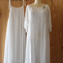 ホワイトリネン　ピンタックドレス　インナードレス付き【受注販売】 3枚目の画像