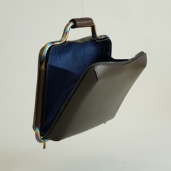 EB2-S チタンフレーム Business Bag   Color:Brown  MacBook PC Bag 6枚目の画像