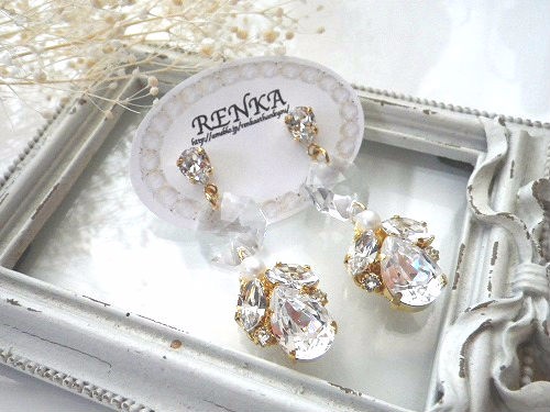 スワロフスキークリスタルとパールの大ぶりピアス【結婚式・ウェディング･二次会･パーティー】｛RPG-697｝