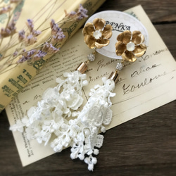 WEDDING・flowerタッセルレースとお花のイヤリング｛RPG-822er｝ 1枚目の画像