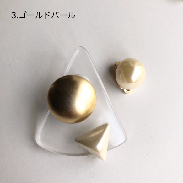 Clear triangle Lucite earrings L-060 5枚目の画像