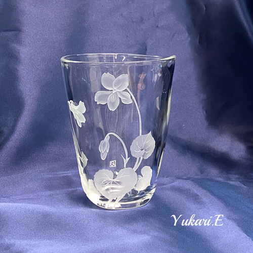 すみれのタンブラー ガラスコップ 花 ボタニカル サンドブラスト 誕生