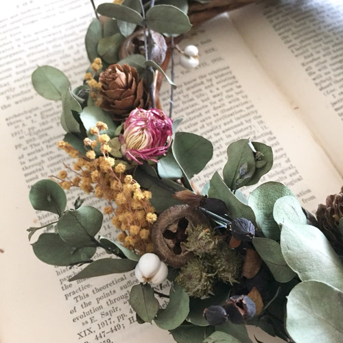 ユーカリと木ノ実と花々 リース 【公式通販】