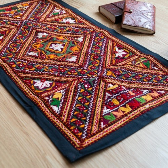 印度沙漠 水煙刺繡 手工編織地毯  - 七葉樹 第2張的照片