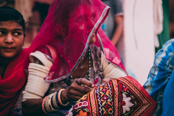 印度沙漠 水煙刺繡 手工編織地毯  - 七葉樹 第6張的照片