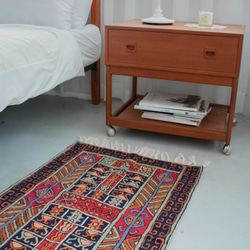 喀什米爾 羊毛手工編織 圖騰地毯 小款 － 青青草原 第2張的照片