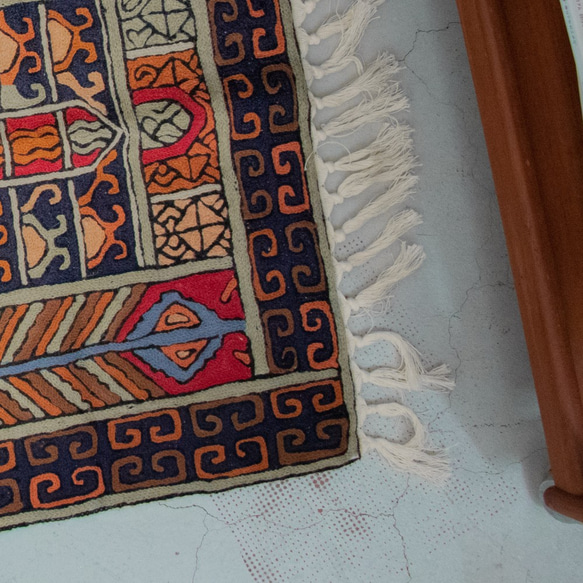 喀什米爾 羊毛手工編織 圖騰地毯 小款 － 青青草原 第6張的照片