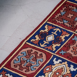 喀什米爾 羊毛手工編織 圖騰地毯 小款 － 魔術方塊 第5張的照片