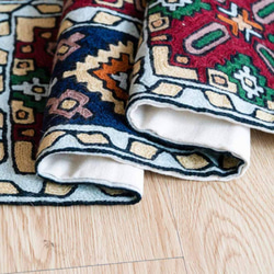 喀什米爾 羊毛手工編織 圖騰地毯 小款 － 迷宮黃 第3張的照片