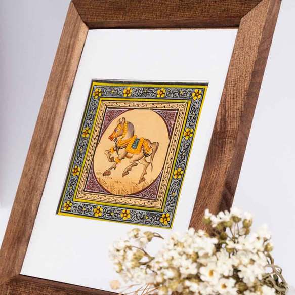 印度手繪絲綢畫 黃底 － 馬 第4張的照片