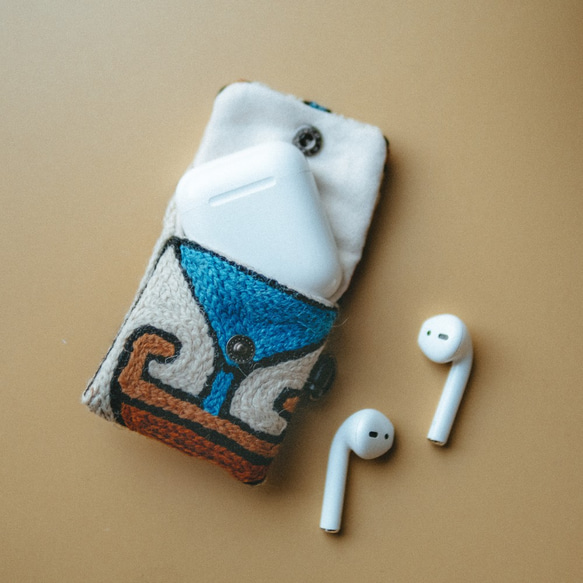 AirPods 刺繡耳機收納袋－棉花糖 第5張的照片