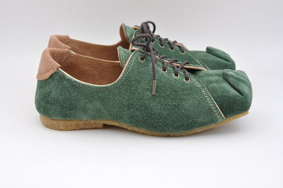 『tote sneakers』green suede leather 2枚目の画像