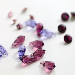 ビオラの花束ピアス/イヤリング（アクアマリンカラー） 4枚目の画像