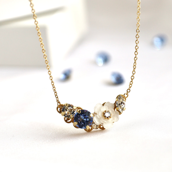 氷の花とltサファイヤビジューのネックレス ネックレス