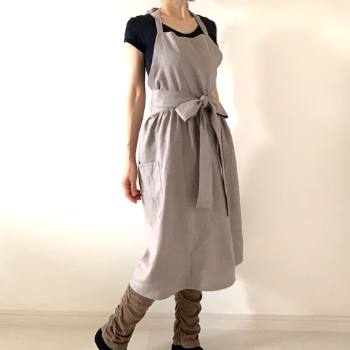 【５L~６L＊脇下たっぷりギャザー】ハンドメイドエプロン　チェック柄ブルーグレー 5L~6L＊脇下たっぷりギャザー】ハンドメイドエプロン チェック