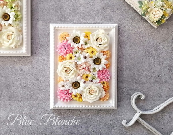 ハンドメイドオーダーページ＊優しい花と女の子パネル(残り6枚