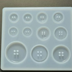 【シリコンモールド】ビーズクラブ レジン型 シリコンモールド ソフトモールド ボタン 1枚目の画像