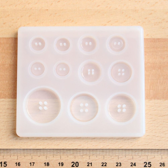 【シリコンモールド】ビーズクラブ レジン型 シリコンモールド ソフトモールド ボタン 2枚目の画像