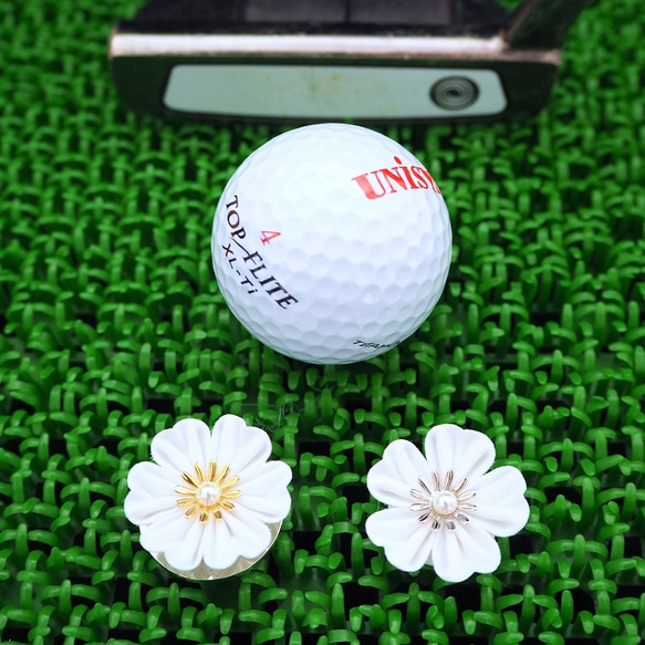 ゴルフマーカー（白色６弁花）　●　クロースフラワーアクセサリ 4枚目の画像