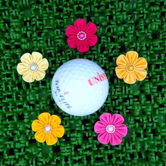 ゴルフマーカー（レッド色６弁花）　●　クロースフラワーアクセサリー 5枚目の画像