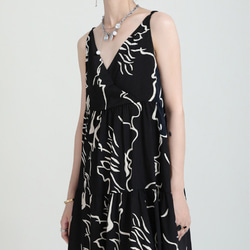 デザインセンス抽象的なラインの花のサスペンダースカート夏の新しいスタイル大Aラインミドルドレス 7枚目の画像