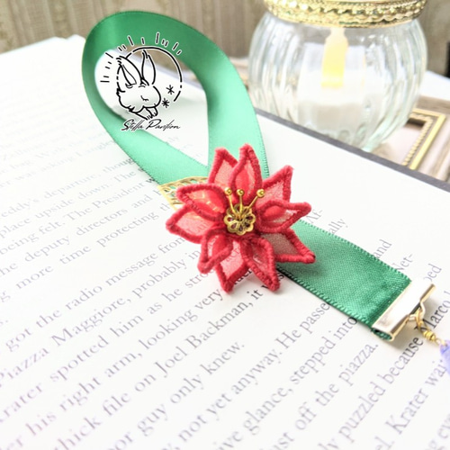 ポインセチアのリボンブックマーカー オーガンジー刺繍 しおり 誕生花