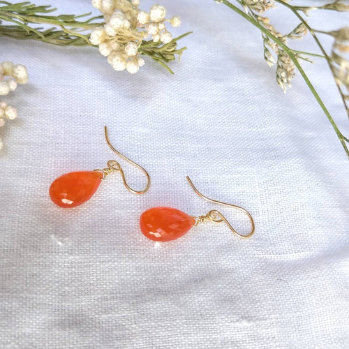 カーネリアン×MOP×クリスタルレクタングルカービング　シンプルピアス14kgf 14kgf/ラピスラズリ×MOPクリスタルカービングとアクアマリンのピアス