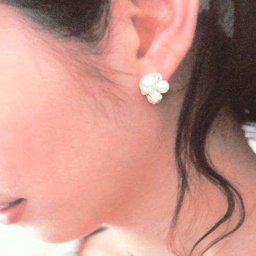 Silver◇ホワイトpearl×オーロラビジューピアス/イヤリング