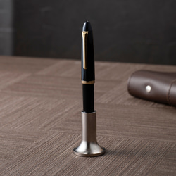 ギフト】tsukasu ペン立て・ペンスタンド(金属 鉄製黒染処理)/万年筆