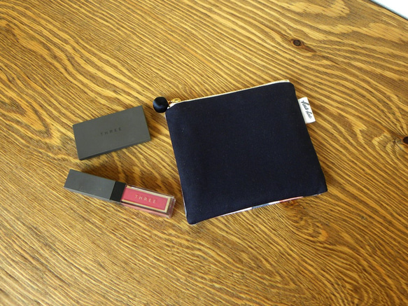 オリジナルデザイン　水の中の石　ミニポーチ　柄物　柄もの　オリジナルテキスタイル　オリジナル生地 5枚目の画像