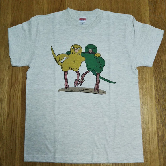 【ご予約受付中】「二人三脚インコ」Tシャツ  【 サイズ×カラーを選べるオーダーメイド Tシャツ】 1枚目の画像