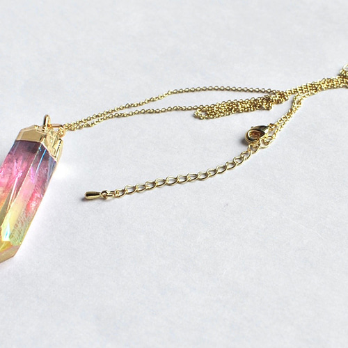 オーロラ水晶ネックレス【Palette】 ネックレス・ペンダント Une