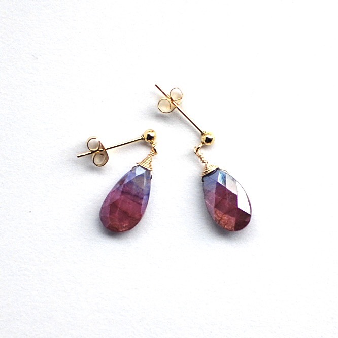 6月誕生石ムーンストーン｜紫陽花の花びら耳飾り【hydrangea】サージカルステンレス 4,992円