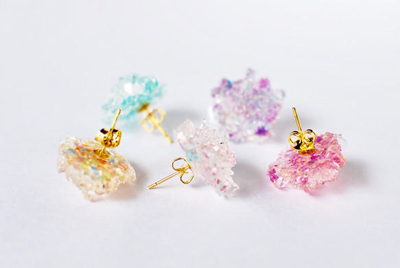 メルマガ掲載☆花鉱物ピアス/イヤリング【雪の華】 3枚目の画像