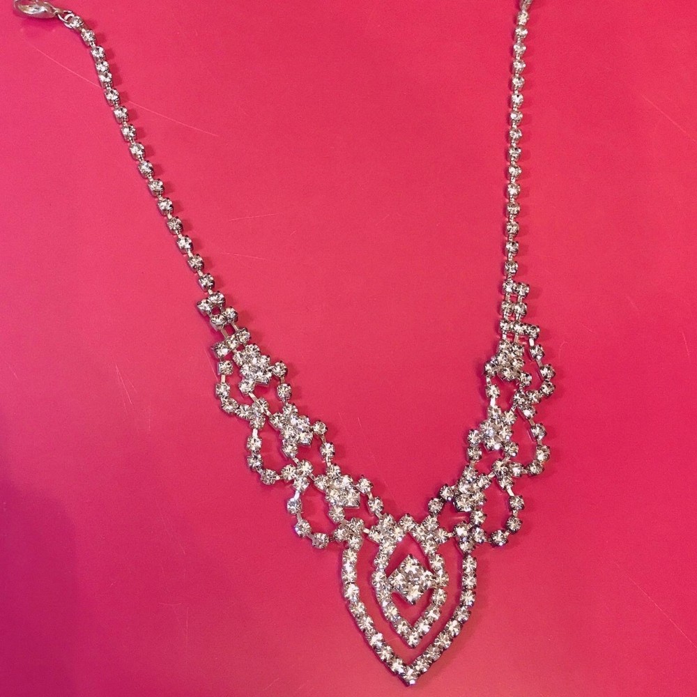 ウィテージネックレース　イギリス製