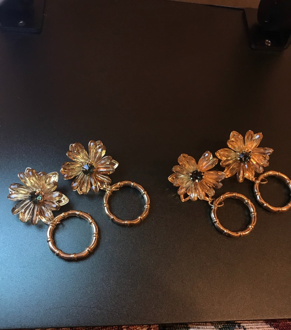 花カボション Petite Gold ゴールドアクセサリー 3枚目の画像