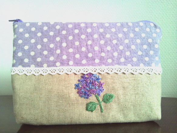 ❤SALE❤　紫陽花の刺繍ポーチ☆彡 1枚目の画像