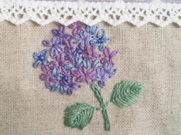 ❤SALE❤　紫陽花の刺繍ポーチ☆彡 2枚目の画像