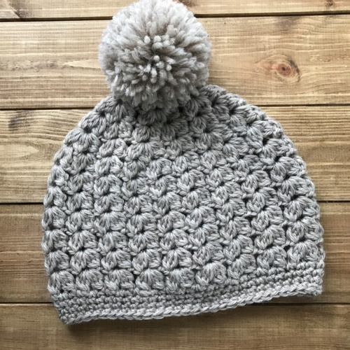 ほっこり*かぎ編みのニット帽（シックベージュ）＊ ニット帽・ビーニー