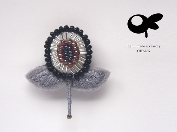 ohana  brooch - Passion flower black 1枚目の画像