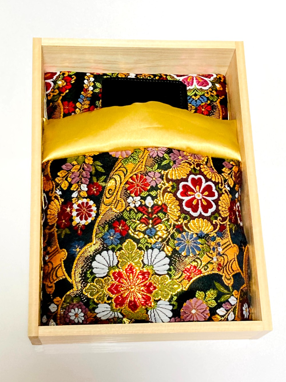 財布布団　愛豊華宝（ヒノキ箱入り）