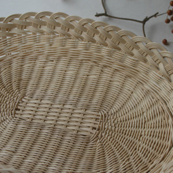 ラタンオーバルバスケット＿繭玉 / 籐かご 包まれるような編み模様をしたコクーン 大きな楕円型　インテリアに 5枚目の画像