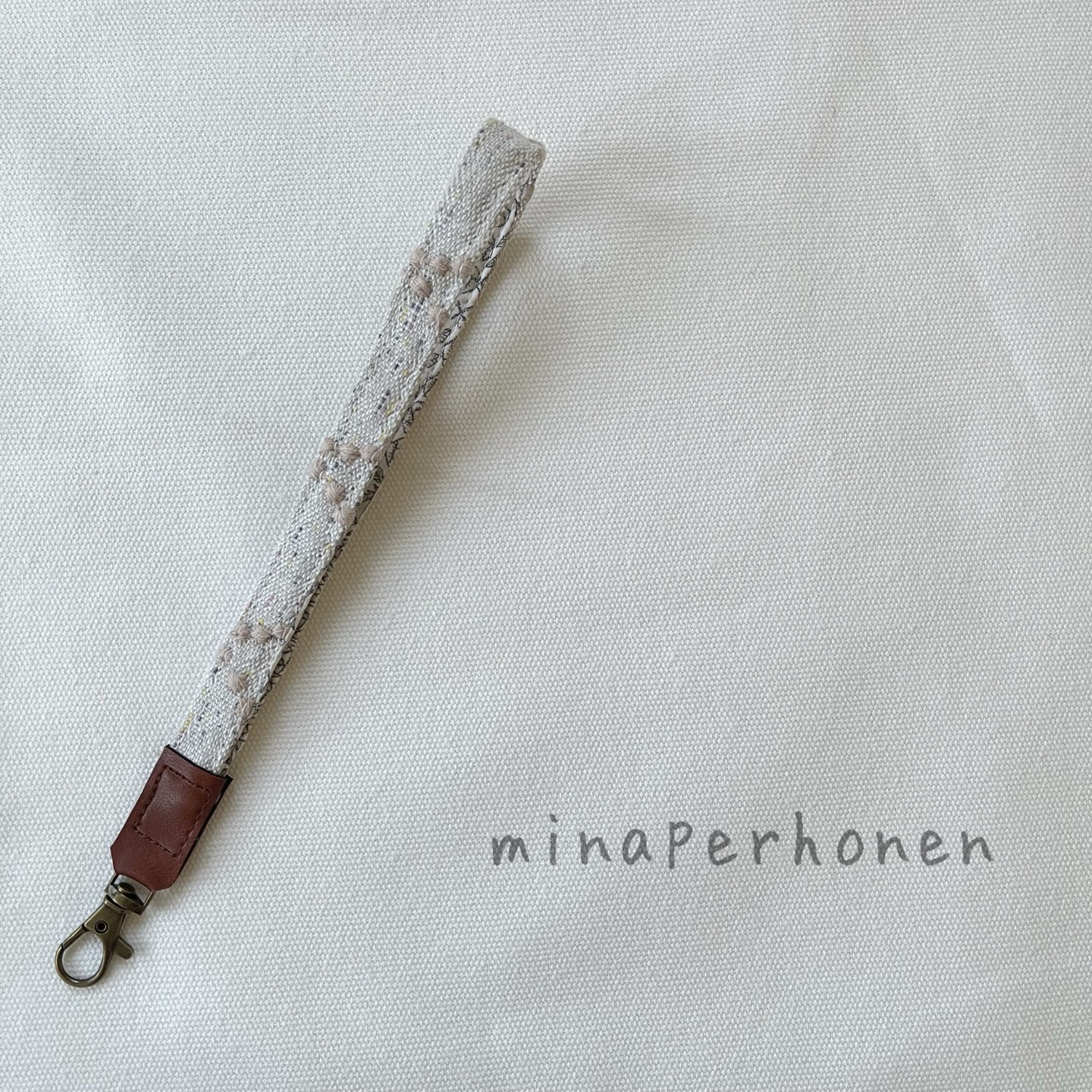 【専用】ミナペルホネン　肩がけストラップ ACA9022_products_0.jpg?w=1200
