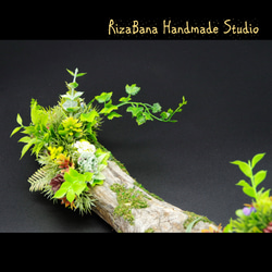 流木と造花のオブジェ「ハンドメイドの１点もの」ナチュラルアート (33R) 5枚目の画像